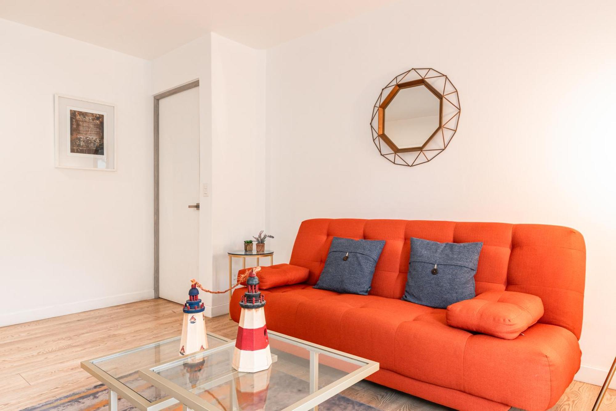 Insurgentes Area Balcony, Outdoor Lounge
