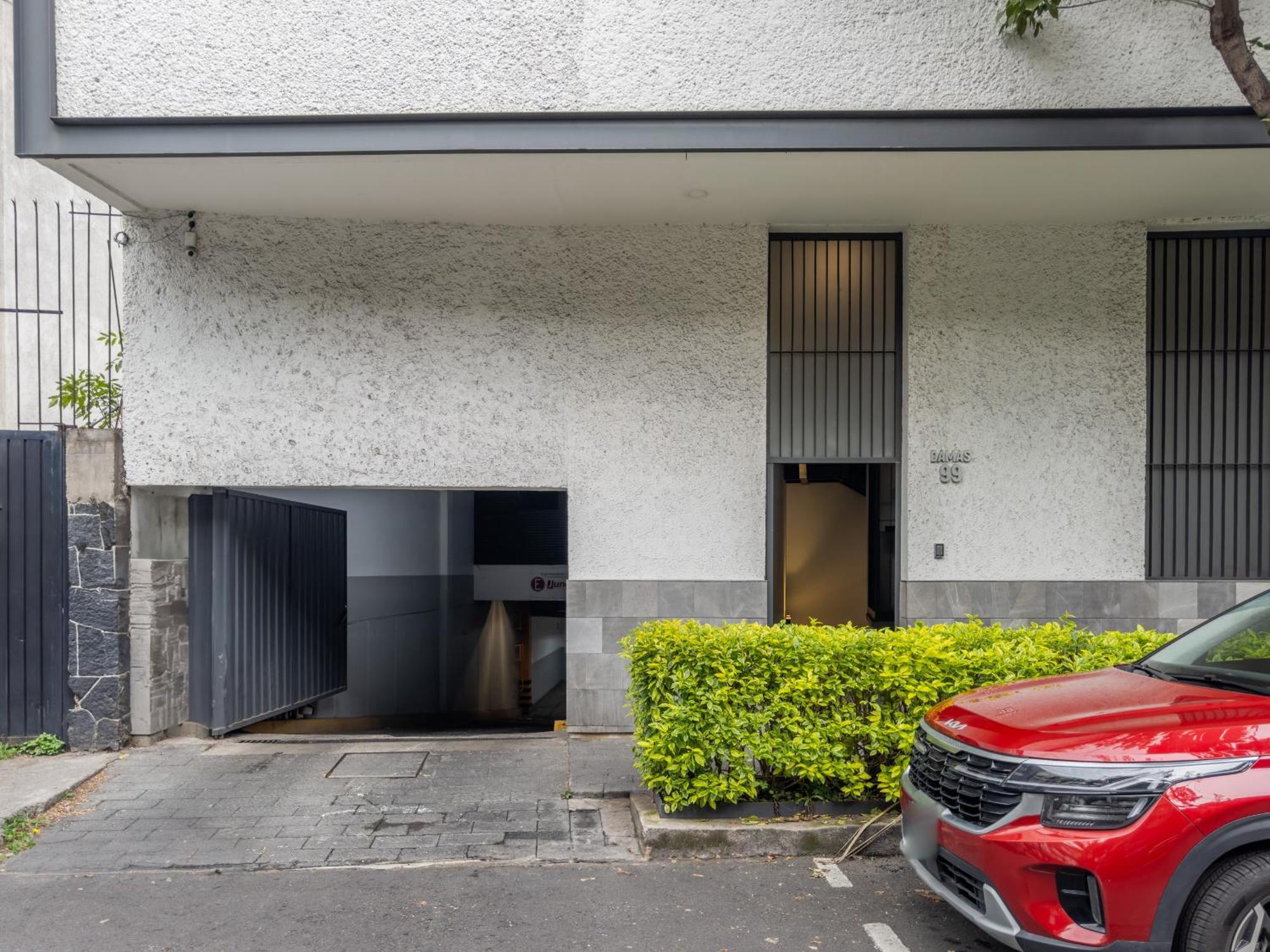 Insurgentes Area Balcony, Outdoor Lounge *