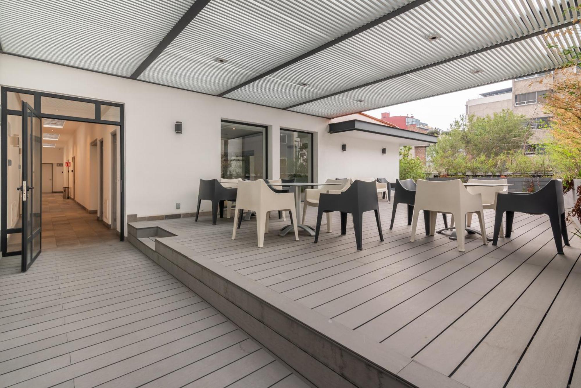 Apartment Insurgentes Area Balcony, Outdoor Lounge